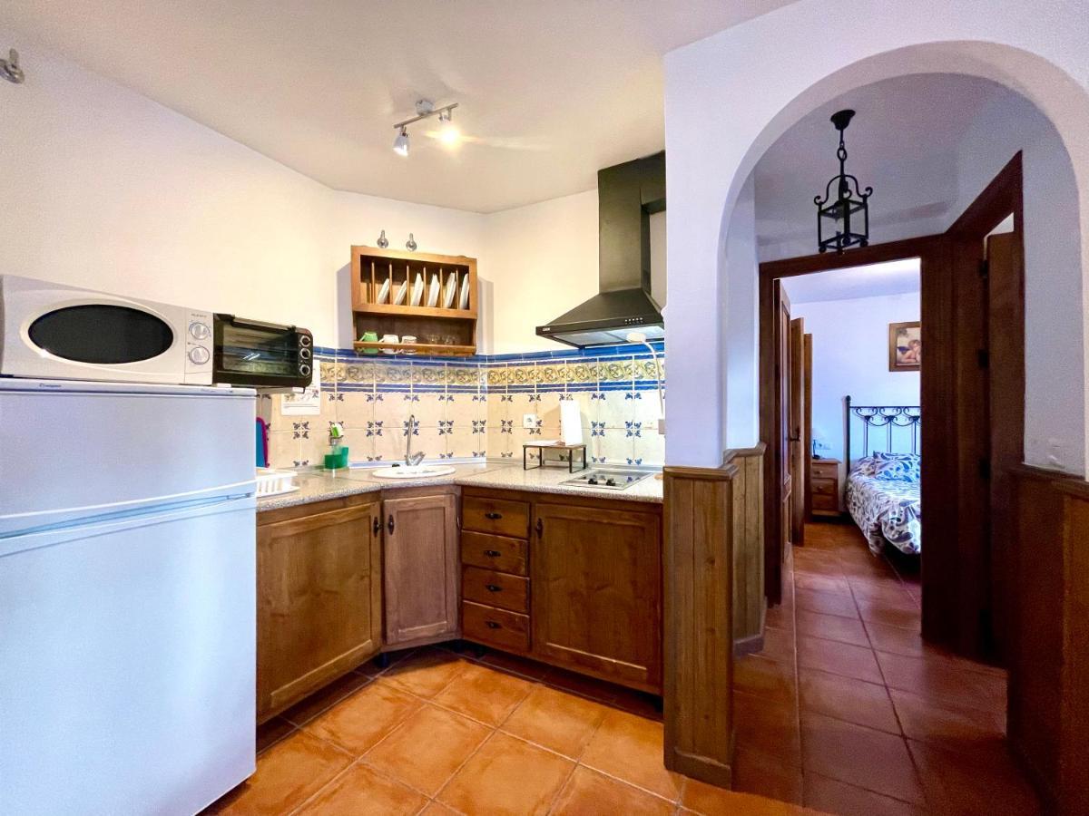Apartamentos Axarquia , Frigiliana, Terraza Privada Con Vistas A La Montana Rio Y Al Mar Dış mekan fotoğraf