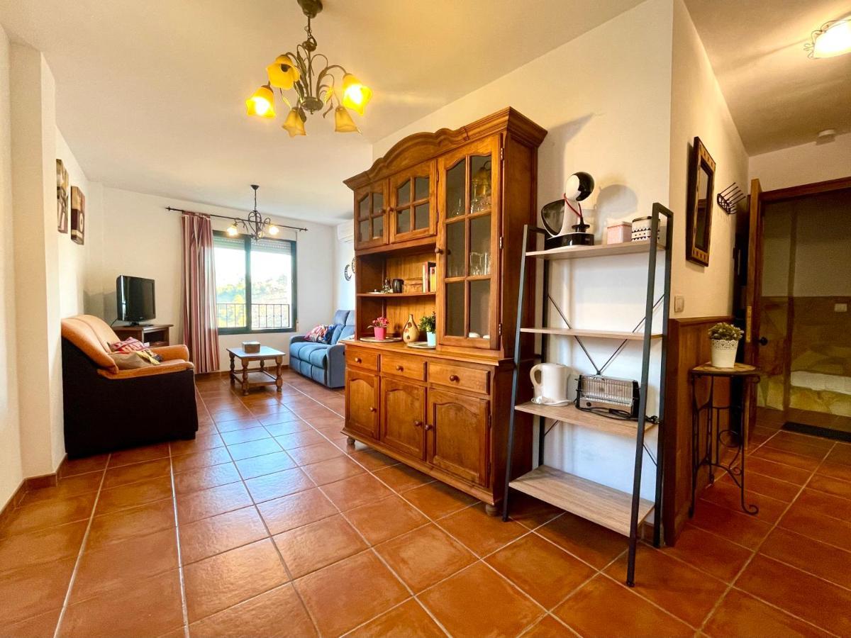 Apartamentos Axarquia , Frigiliana, Terraza Privada Con Vistas A La Montana Rio Y Al Mar Dış mekan fotoğraf