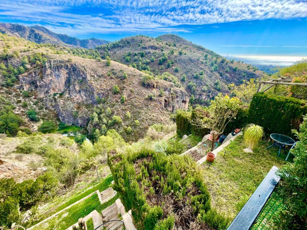 Apartamentos Axarquia , Frigiliana, Terraza Privada Con Vistas A La Montana Rio Y Al Mar Dış mekan fotoğraf