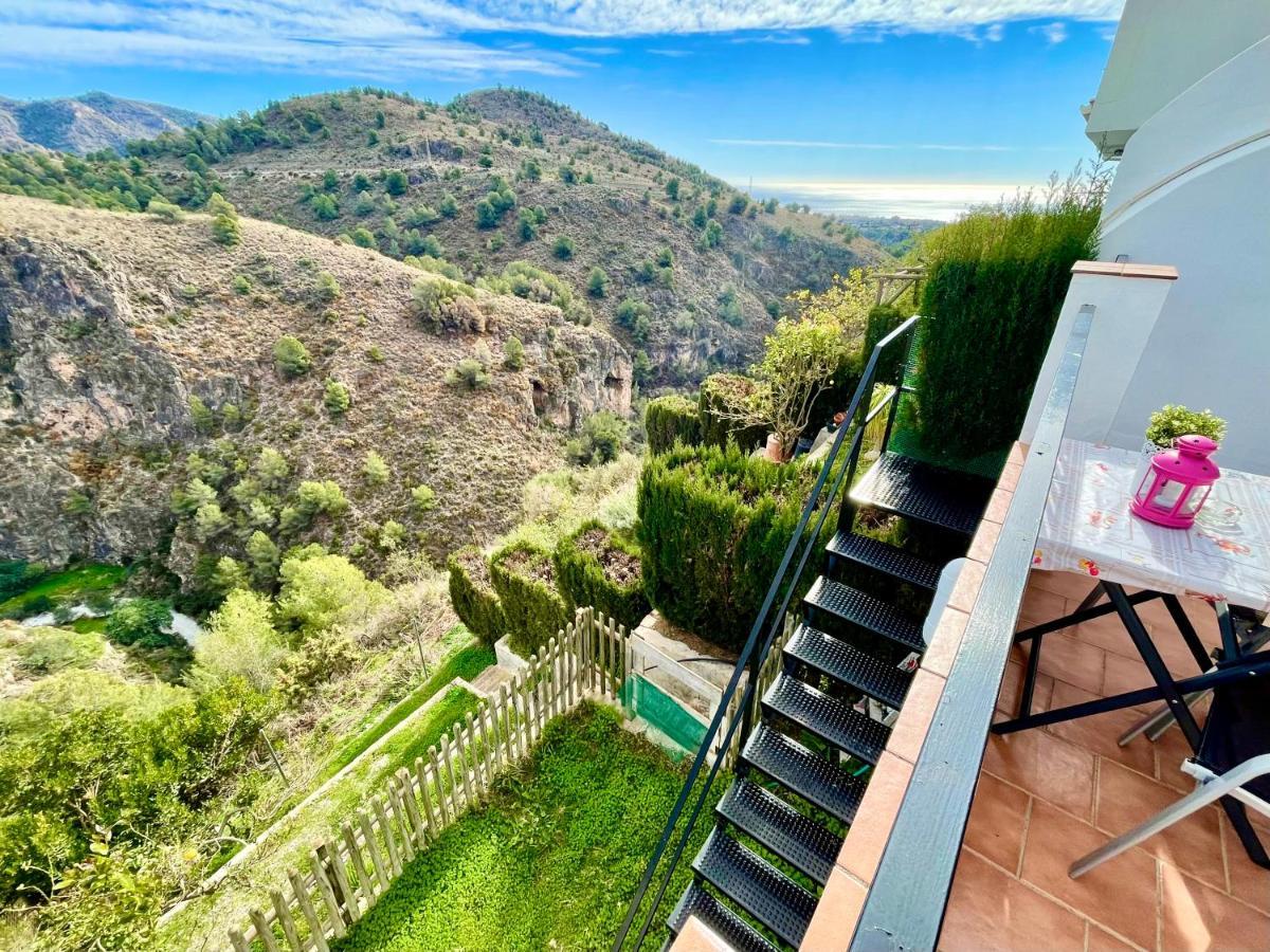 Apartamentos Axarquia , Frigiliana, Terraza Privada Con Vistas A La Montana Rio Y Al Mar Dış mekan fotoğraf